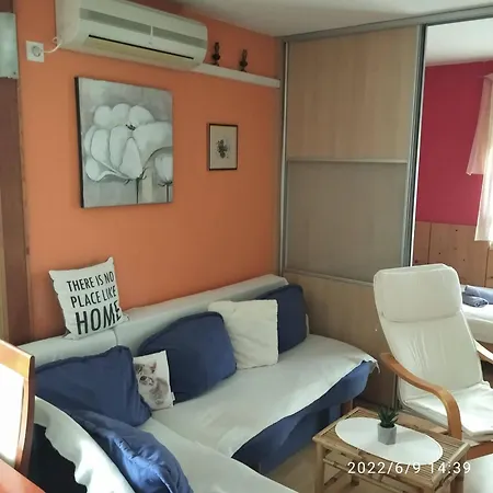 Apartment Apartman Monte Zaro
